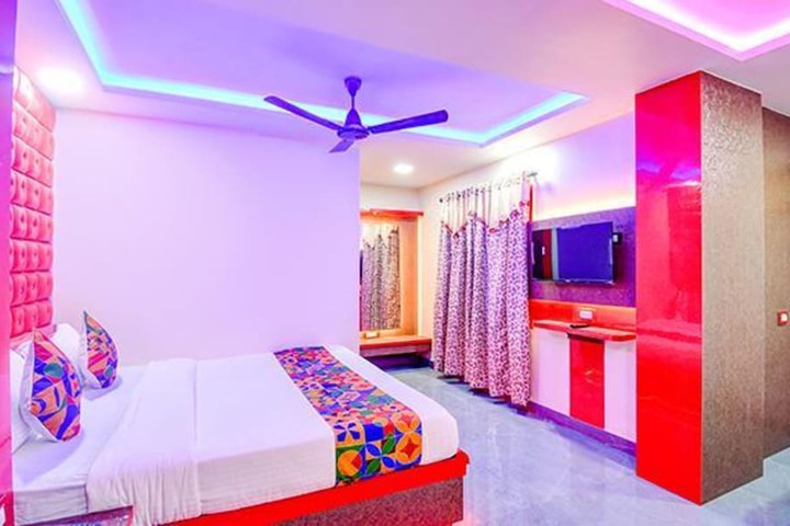 Room 21 of 37