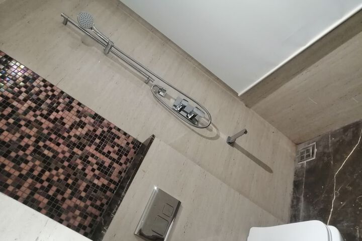 Room 149 of 181