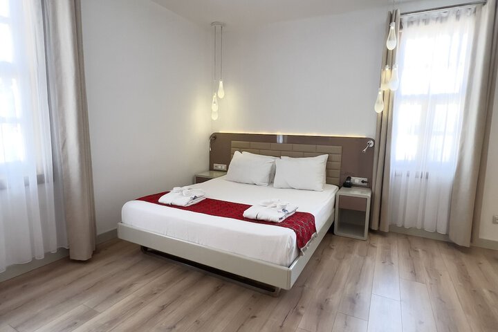 Room 40 of 113