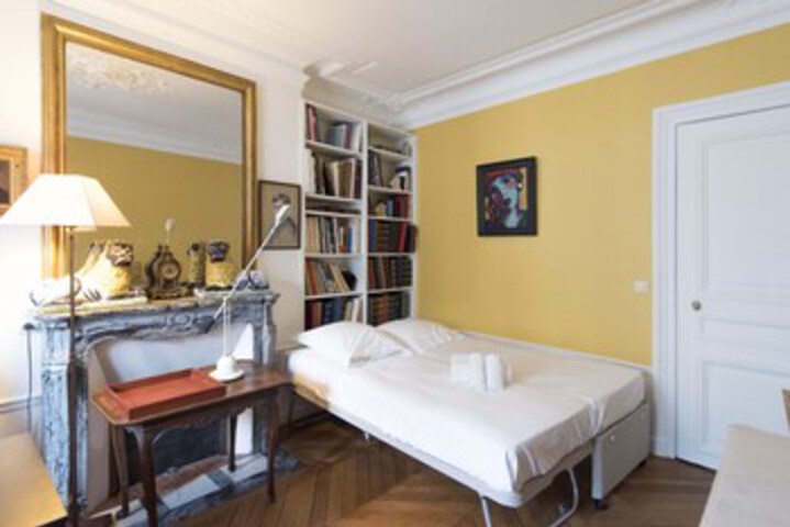 Room 18 of 19