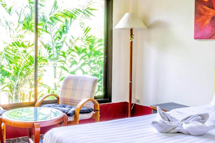 Room 10 of 72