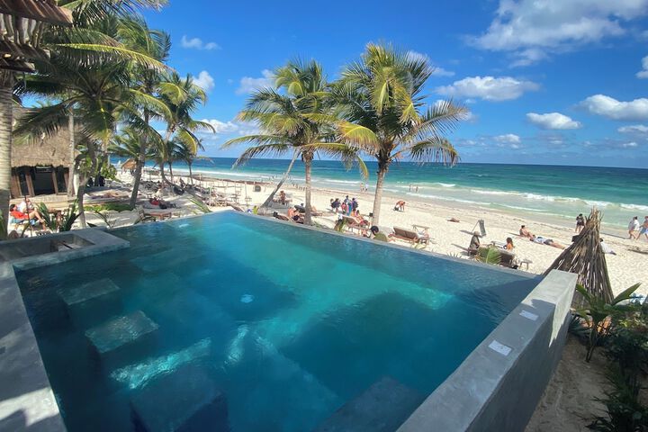 Pool 83 of 115