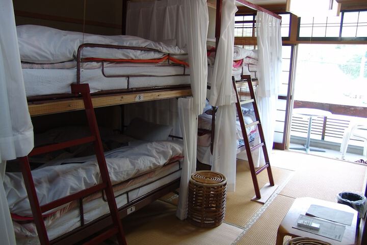 Room 16 of 58