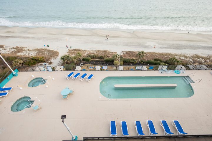 Beach/ocean view