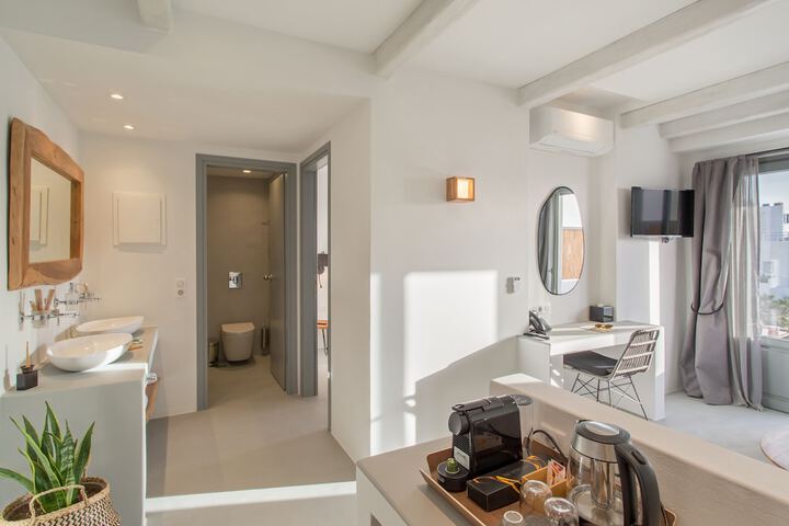 Room 45 of 73
