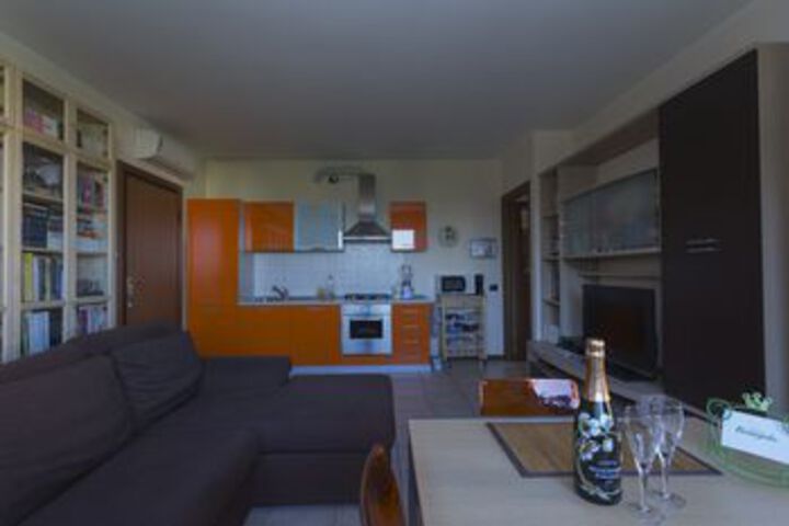 Room 18 of 18