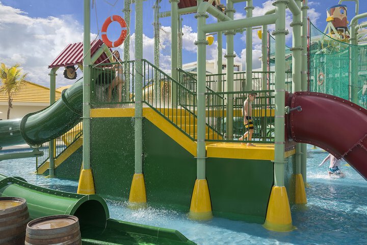 Pool 54 of 147