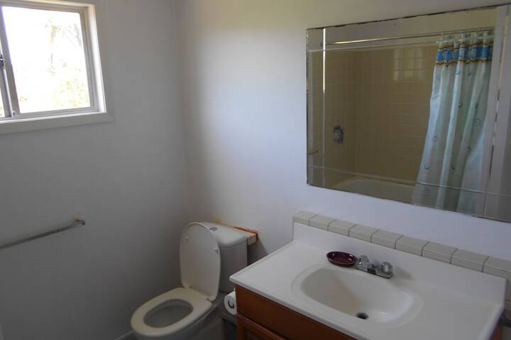 Room 8 of 14