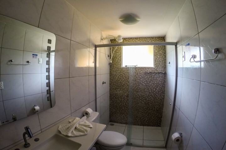 Room 27 of 48