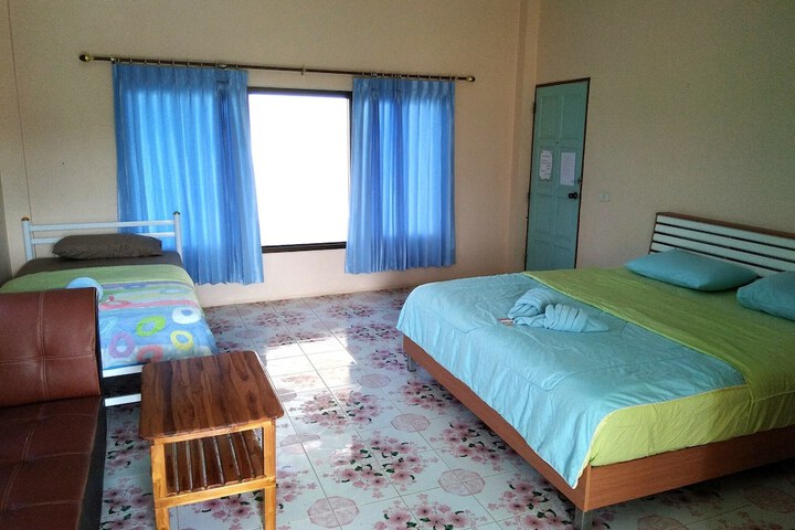Room 9 of 61