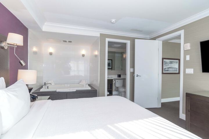 Room 26 of 67