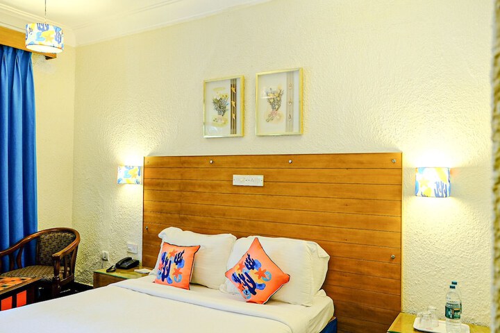 Room 20 of 49