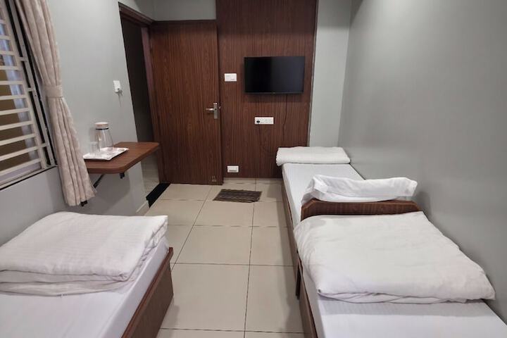 Room 10 of 59
