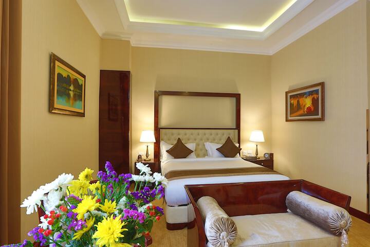 Room 36 of 71