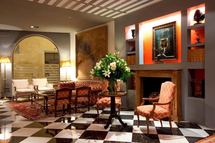 Hotel Lobby