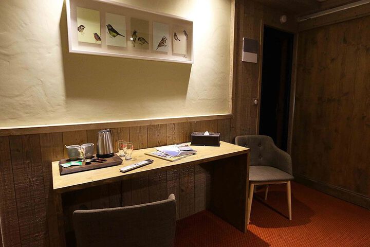 Room 19 of 34