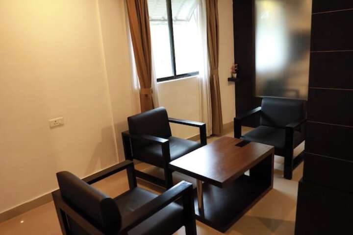 Room 6 of 7