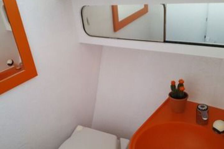 Room 3 of 24