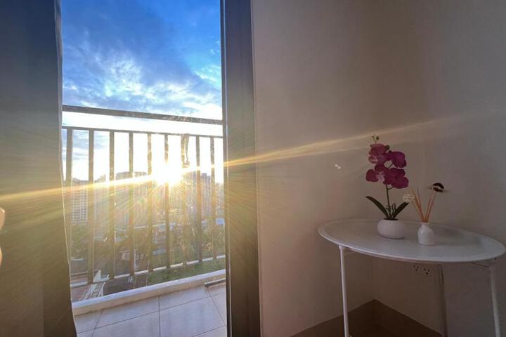 1BR Shore 2 - 3M’s Homestay