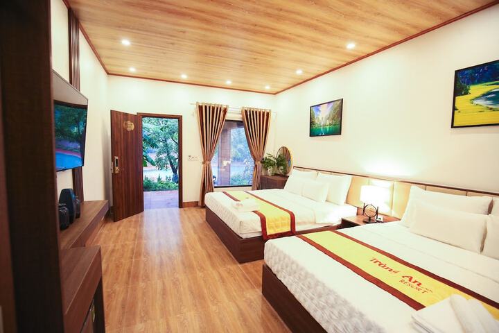 Room 7 of 20
