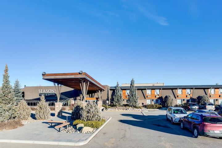 Heritage Inn Hotel &  Convention Centre High River in High River, AB