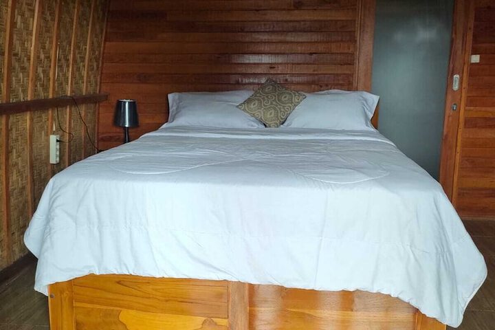 Room 4 of 15