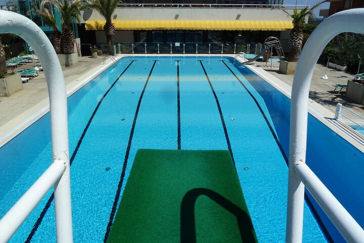 Pool 35 of 66