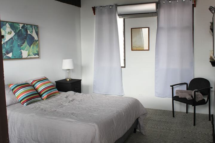 Room 14 of 82