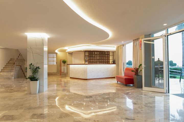 Hotel Interior 5 of 82