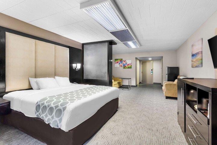 Room 25 of 54