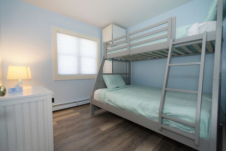 Room 84 of 179
