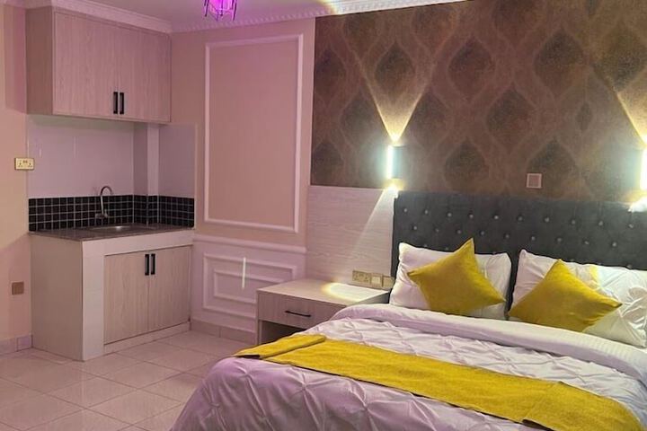 Room 4 of 56