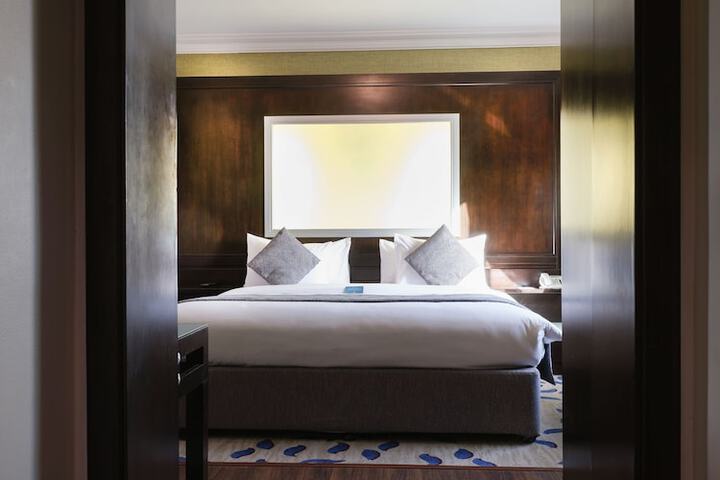 Room 35 of 41