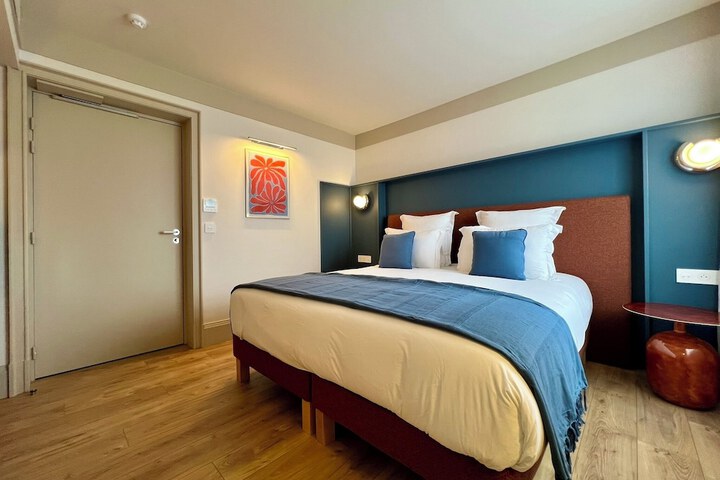 Room 38 of 79