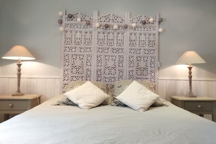 Room 4 of 39