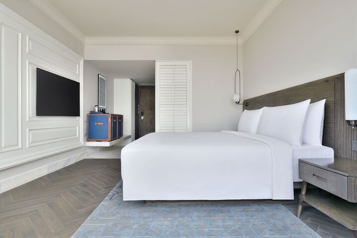 Room 12 of 88