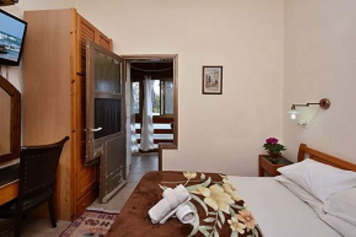 Room 20 of 21