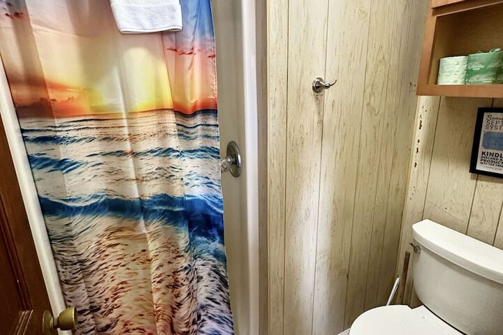 Room 74 of 123