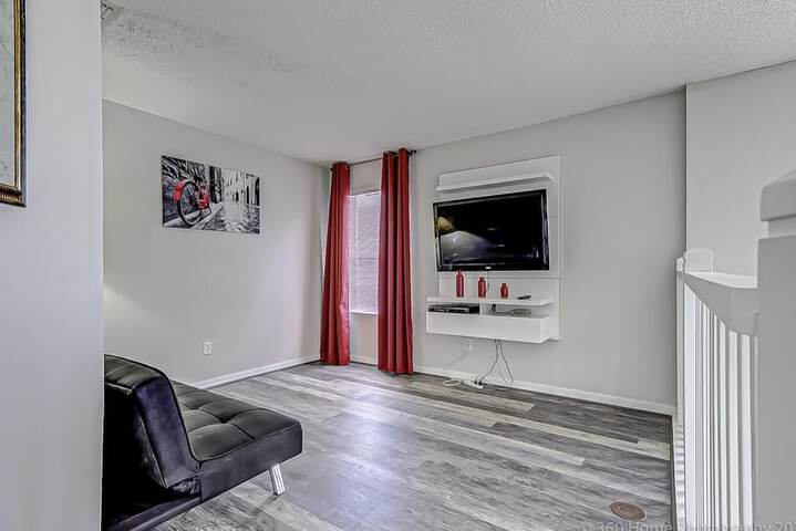 Hotel 56 of 109