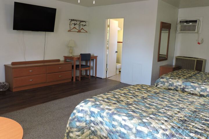 Room 10 of 31