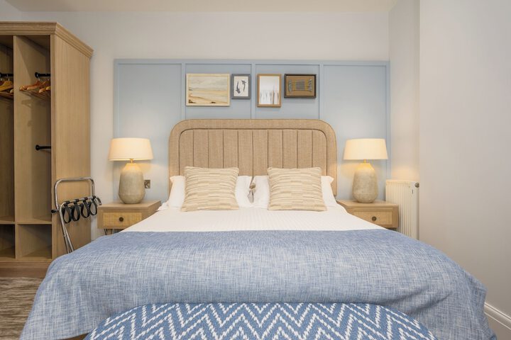 Room 34 of 68