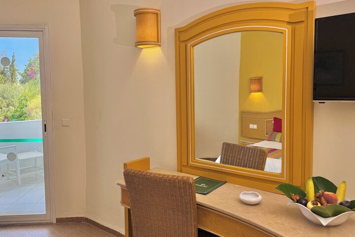 Room 22 of 109