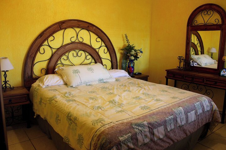 Room 81 of 599