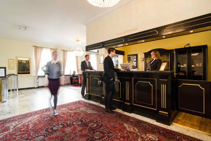 Lobby Photos