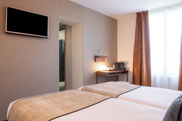Room 21 of 56