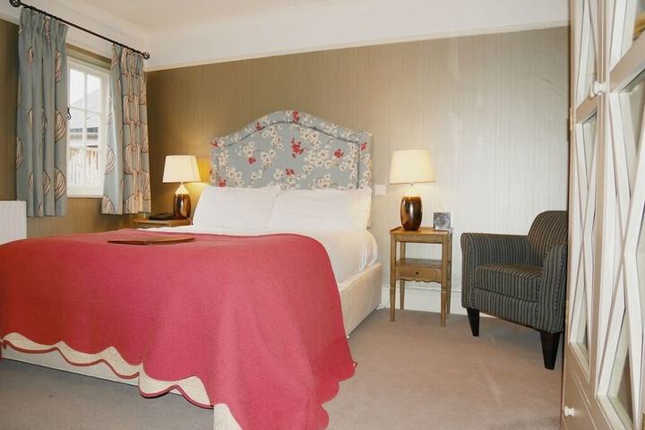 Room 30 of 62