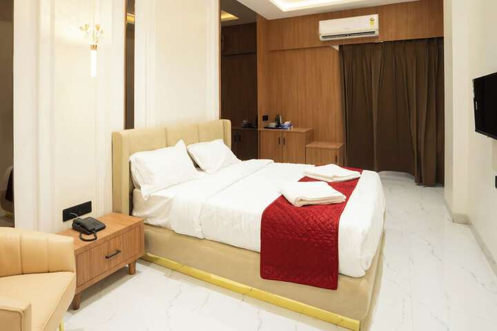 Room 3 of 59