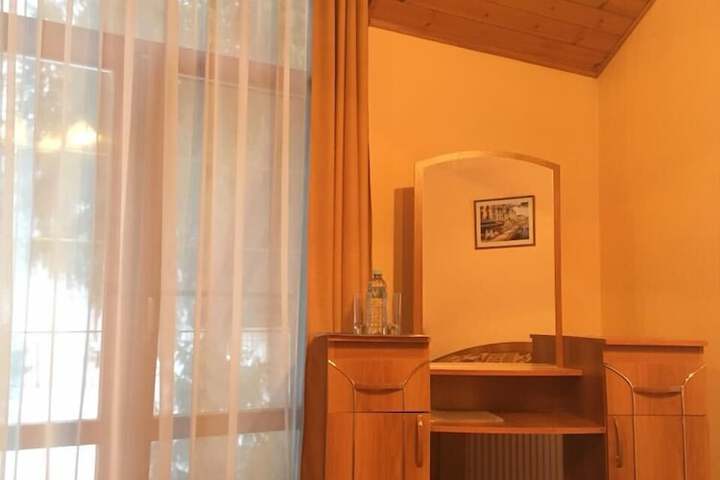 Room 13 of 55
