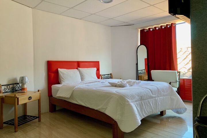 Room 13 of 50