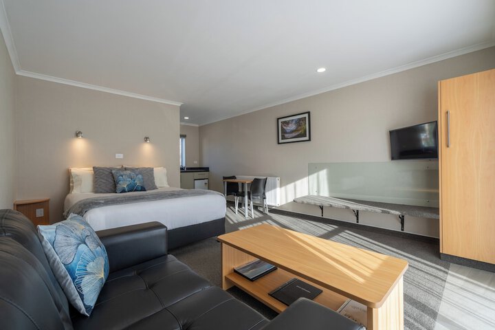 Room 9 of 46